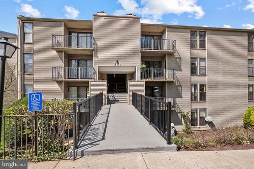 apt-302-112 Duvall Ln, GAITHERSBURG, MD, 20877-1650 | Card Image