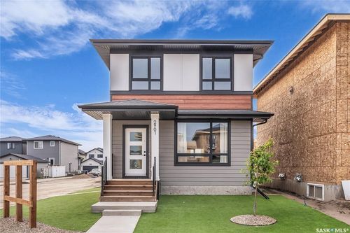 2901 Rosewood Dr, Saskatoon, SK, S7V1R7 | Card Image