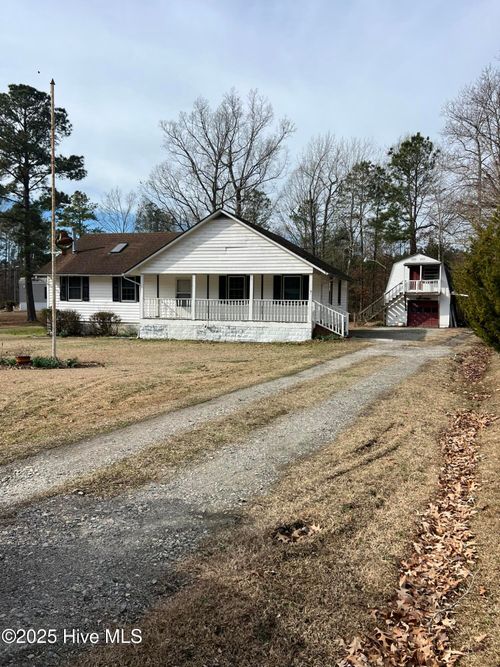 181 Fir St, Hertford, NC, 27944-9143 | Card Image