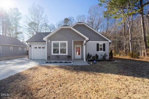 11 Korea St, Franklinton, NC, 27525-1244 | Card Image