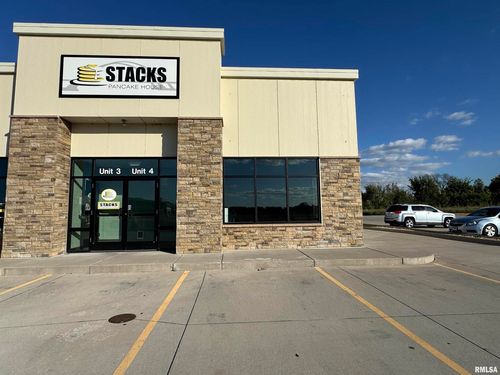 2010 Deere Dr, Milan, IL, 61264-3219 | Card Image