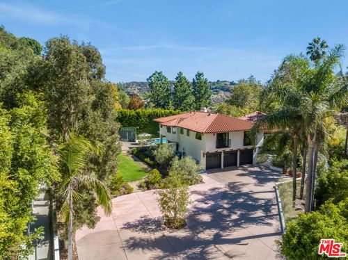 7651 Willow Glen Rd, LOS ANGELES, CA, 90046-1656 | Card Image
