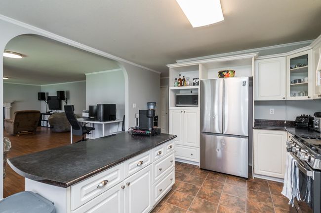 1901 Agassiz Avenue, House other with 3 bedrooms, 1 bathrooms and 6 parking in Agassiz BC | Image 14