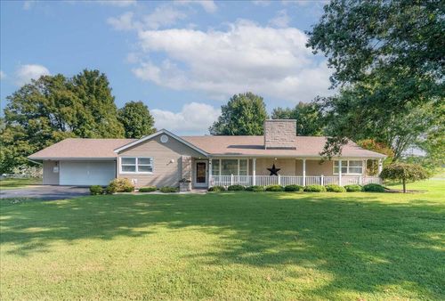 102 Maplewood Dr, Lancaster, KY, 40444-1043 | Card Image