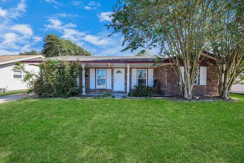 2610 Pine St, Galveston, TX, 77551-1536 | Card Image