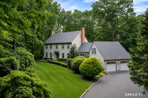 6 Valley Ct, Bethel, CT, 06801-3228 | Card Image