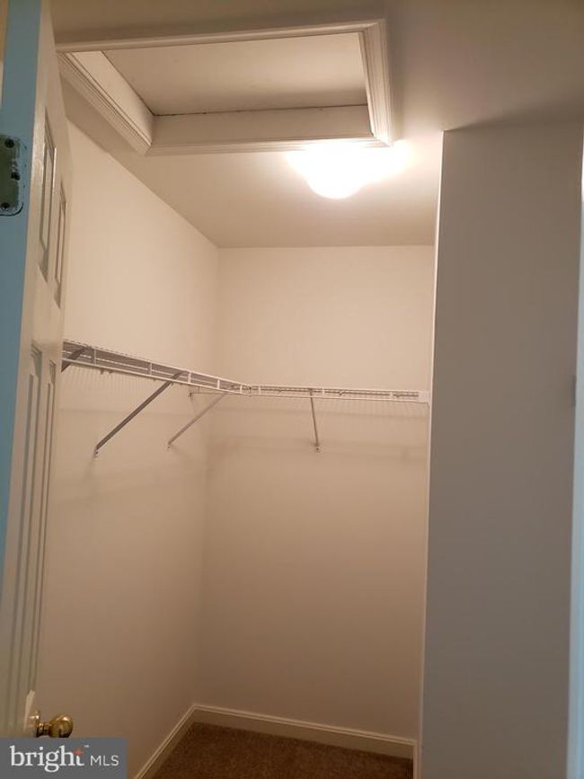 9426 Silver Meteor Ct, Townhouse with 3 bedrooms, 4 bathrooms and null parking in MANASSAS PARK VA | Image 33
