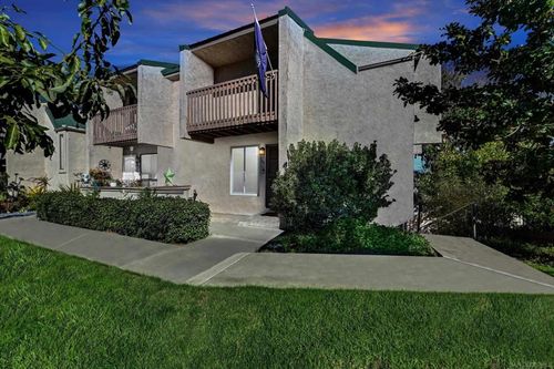 760 Silver Dr, Vista, CA, 92083 | Card Image