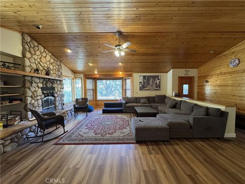 16812 Sandalwood Dr, Pine Mountain Club, CA, 93222-4170 | Card Image