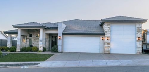 3352 S Pecos Dr, Washington, UT, 84780-3445 | Card Image