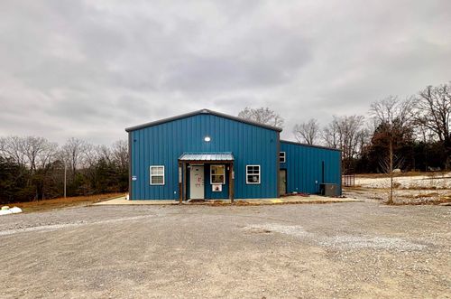 908 Highway 167, Cave City, AR, 72521-9685 | Card Image