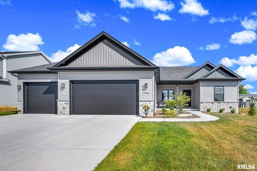 2404 Boulder Dr, Normal, IL, 61761-9690 | Card Image