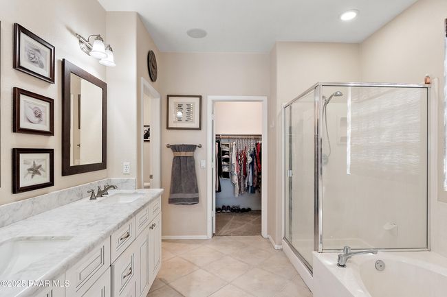 PRIMARY SUITE BATH | Image 18
