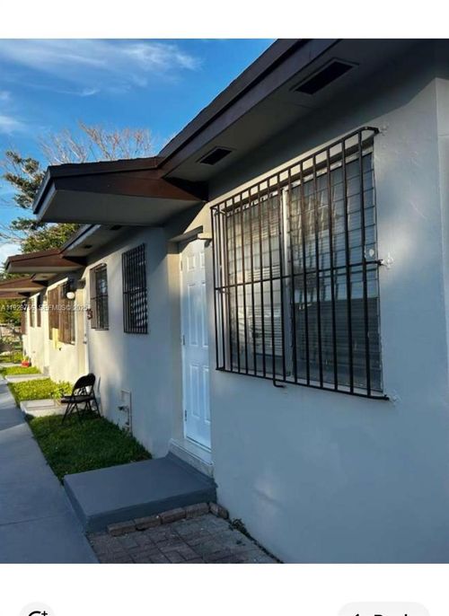 apt-1-3120 Nw 19th Ave, Miami, FL, 33142-8621 | Card Image