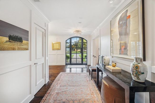 2129 Brentwood Dr, House other with 3 bedrooms, 5 bathrooms and 2 parking in Houston TX | Image 6