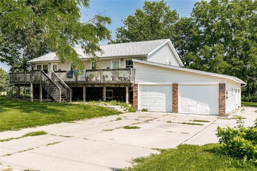 503 8th St, Mount Vernon, IA, 52314-1157 | Card Image