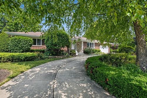 252 Cardinal Dr, Bloomingdale, IL, 60108-1317 | Card Image