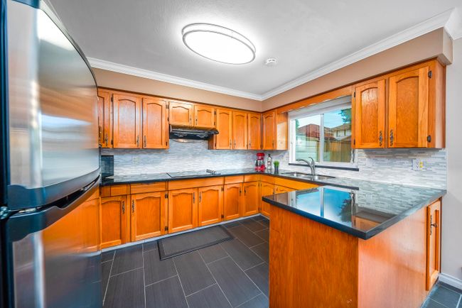 10097 Lawson Drive, House other with 5 bedrooms, 2 bathrooms and 4 parking in Richmond BC | Image 10