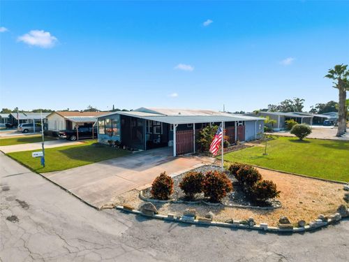 7300 Stillwater Dr, HUDSON, FL, 34667-2253 | Card Image