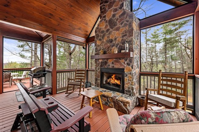 1036 Laurel Creek Trl, Home with 3 bedrooms, 4 bathrooms and null parking in Cherry Log GA | Image 9
