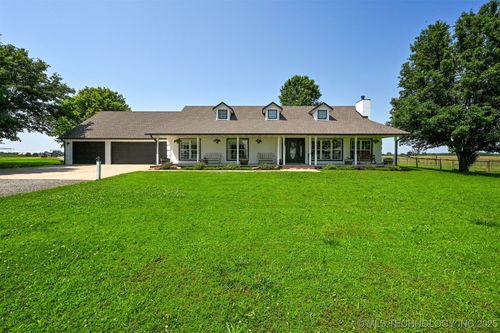 23535 720 Rd, Wagoner, OK, 74467-8079 | Card Image