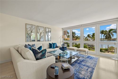 ph-3e-4031 Gulf Shore Blvd N, NAPLES, FL, 34103-2606 | Card Image