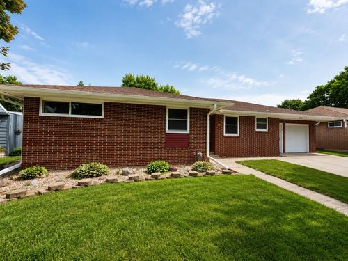 308 N 15th St, Estherville, IA, 51334-1757 | Card Image