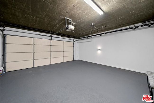 APT-11 - 4414 Moorpark Way, Townhouse with 2 bedrooms, 3 bathrooms and null parking in Toluca Lake CA | Image 34