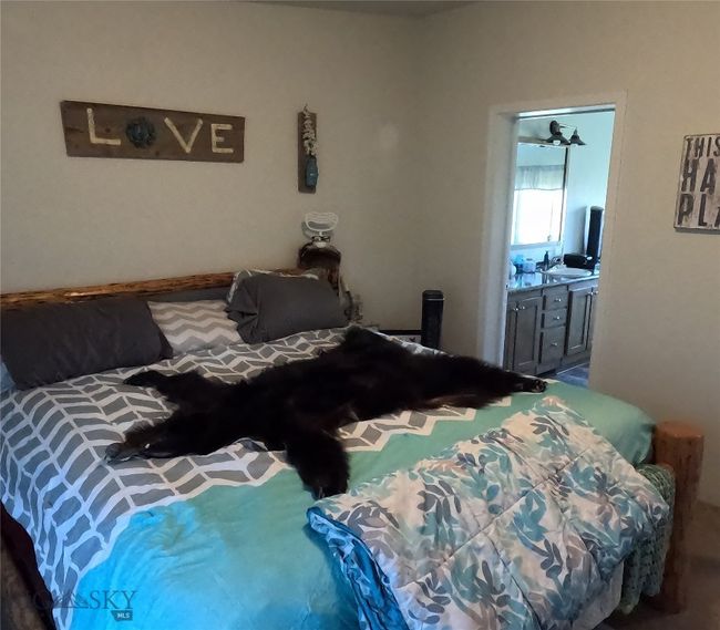 281 Snowcrest Trl, House other with 3 bedrooms, 2 bathrooms and null parking in Dillon MT | Image 9