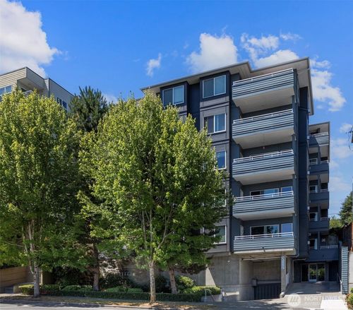 unit-102-3112 Sw Avalon Way, Seattle, WA, 98126-4303 | Card Image