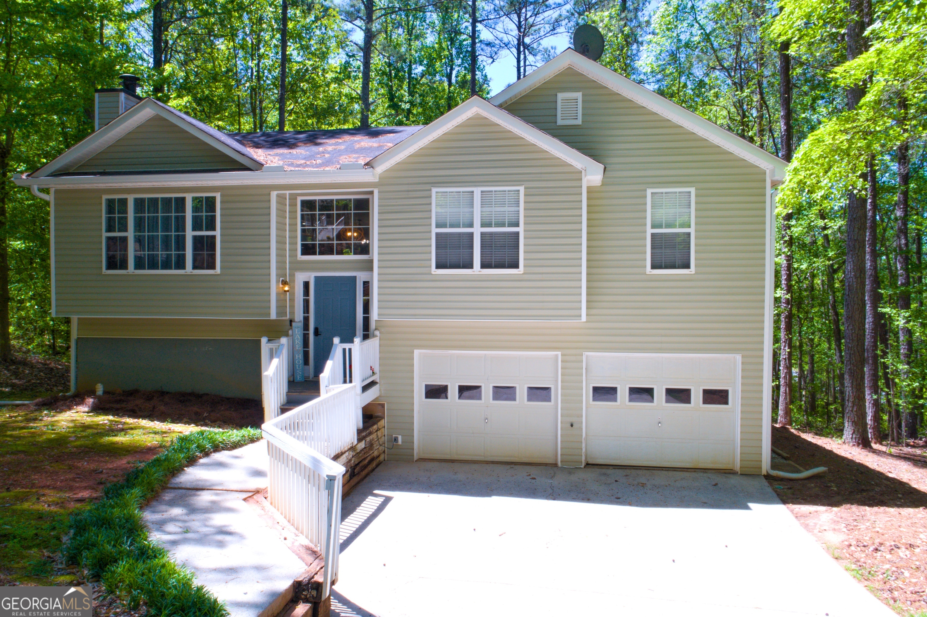 Ashton Dr, Villa Rica, GA 30180