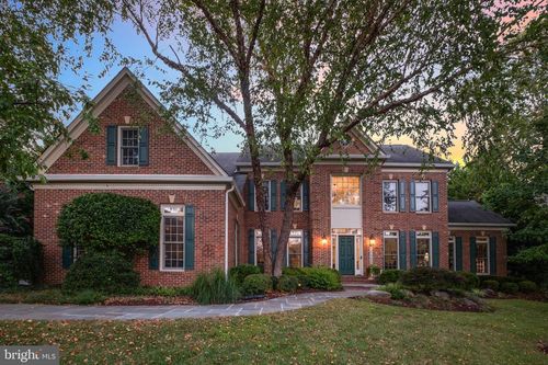 10405 Sandringham Ct, POTOMAC, MD, 20854-1901 | Card Image