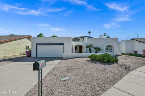 7725 E Rovey Ave, Scottsdale, AZ, 85250-4725 | Card Image