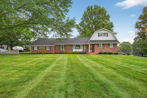 19586 Old Jonesboro Rd, Abingdon, VA, 24211-6910 | Card Image