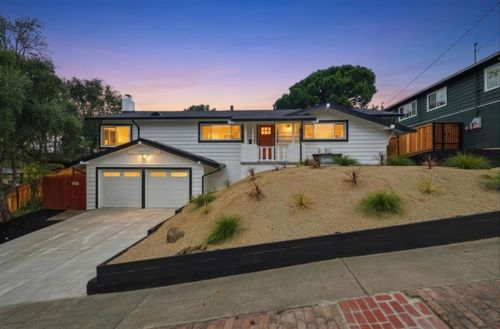 2478 Oakes Dr, Hayward, CA, 94542-1222 | Card Image