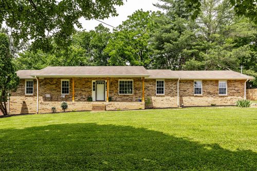 1056 Cragfront Est Loop, Gallatin, TN, 37066-8364 | Card Image