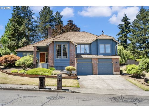 19602 Wildwood Dr, West Linn, OR, 97068-2210 | Card Image