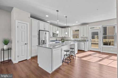 14247 Travilah Rd, ROCKVILLE, MD, 20850-3504 | Card Image