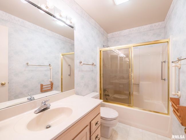7619 N Melissa Ln, Condo with 3 bedrooms, 3 bathrooms and null parking in Peoria IL | Image 23