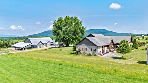 918 Armstrong Rd, Newport Ctr, VT, 05857-9305 | Card Image