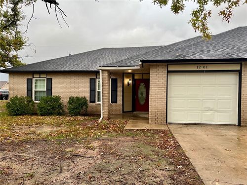 1201 S 26th St, Rogers, AR, 72758-4809 | Card Image