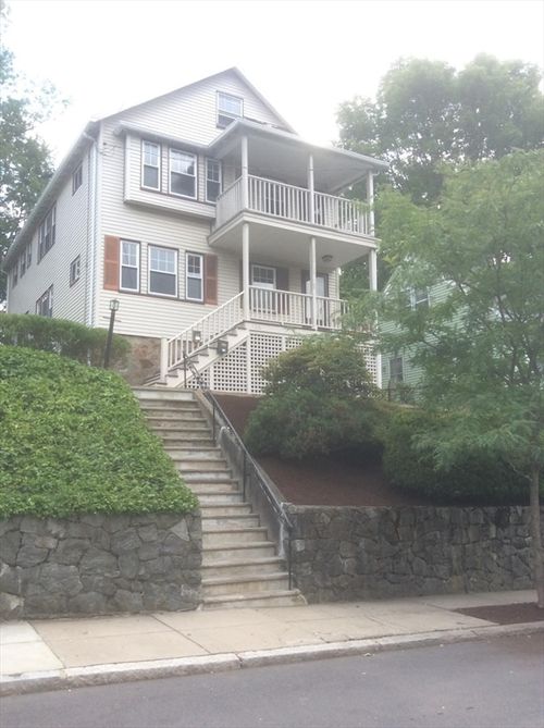 2-106 Bennett St, Boston, MA, 02135-2623 | Card Image