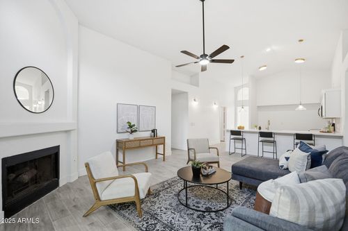 4444 E Danbury Rd, Phoenix, AZ, 85032-2362 | Card Image