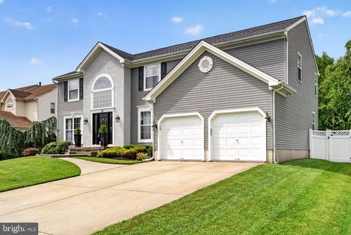 19 Annapolis Dr, Evesham, NJ, 08053-3833 | Card Image