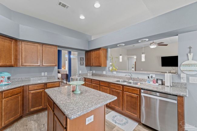 3942 Flour Mill Cir, House other with 4 bedrooms, 2 bathrooms and 2 parking in Pace FL | Image 17