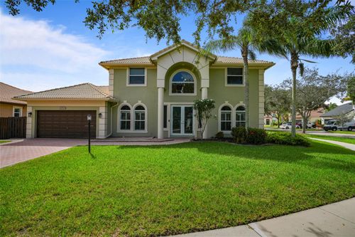 16566 Mariposa Cir N, Fort Lauderdale, FL, 33331-4657 | Card Image