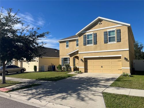 8212 Bilston Village Ln, GIBSONTON, FL, 33534-2467 | Card Image