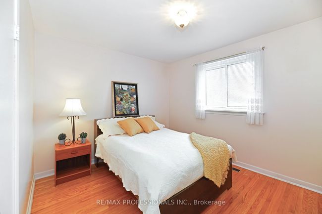 11 Pegasus Trail, House other with 3 bedrooms, 2 bathrooms and 1 parking in Scarborough ON | Image 19