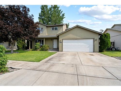 1479 Misty Dr, Hermiston, OR, 97838-4008 | Card Image
