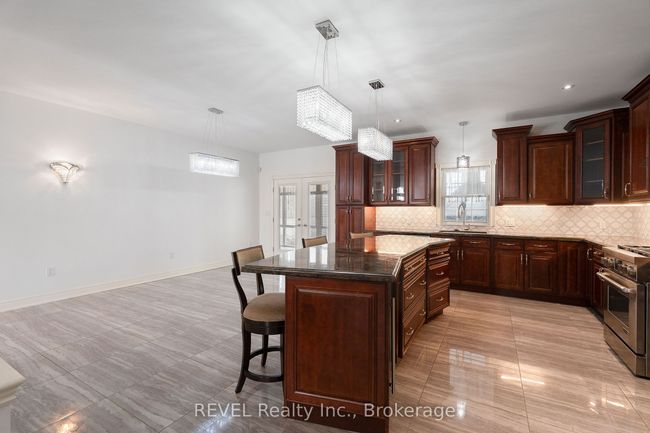 3676 Rebstock Rd, House other with 5 bedrooms, 4 bathrooms and 13 parking in Crystal Beach ON | Image 9